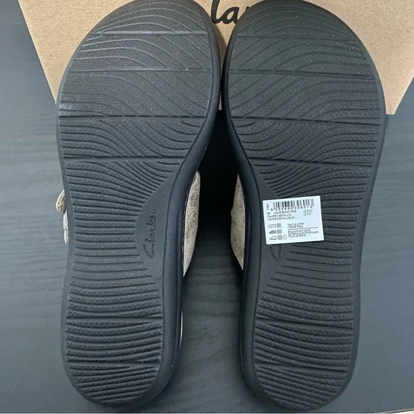 Clarks Laurieann Rae Women's Thong Sandals Metallic Taupe Size 9M NIB - Picture 5 of 7